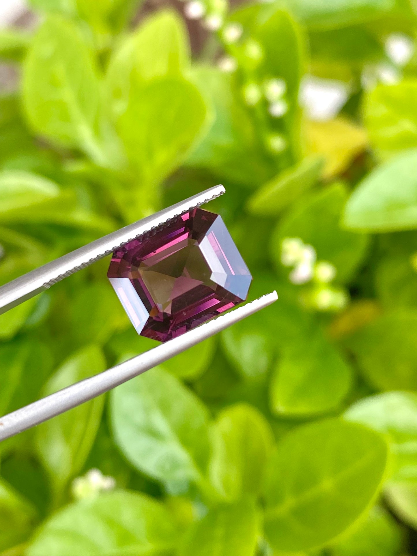 Magenta Pink Spinel - 7.05 Carat - Emerald Cut - Tanzania