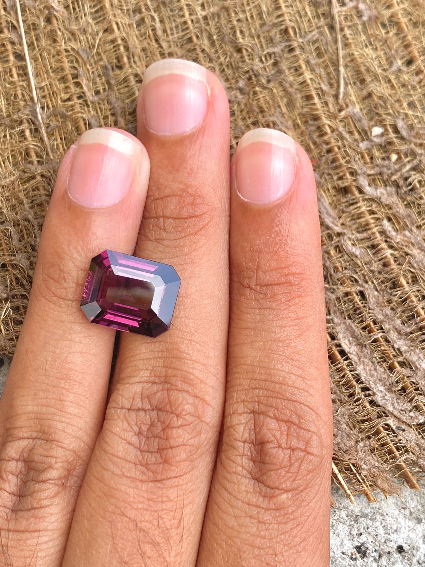 Magenta Pink Spinel - 7.05 Carat - Emerald Cut - Tanzania