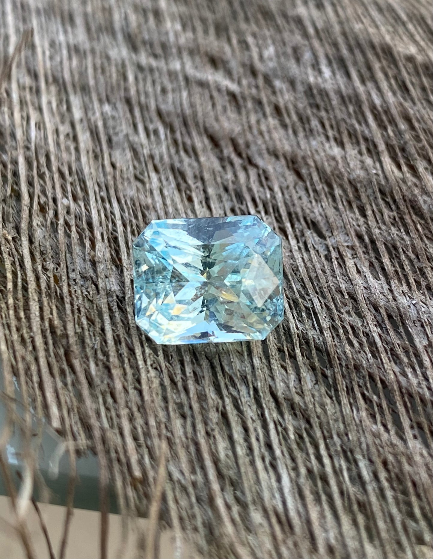 Natural Aquamarine | 5.16 Crt | Radiant Cut