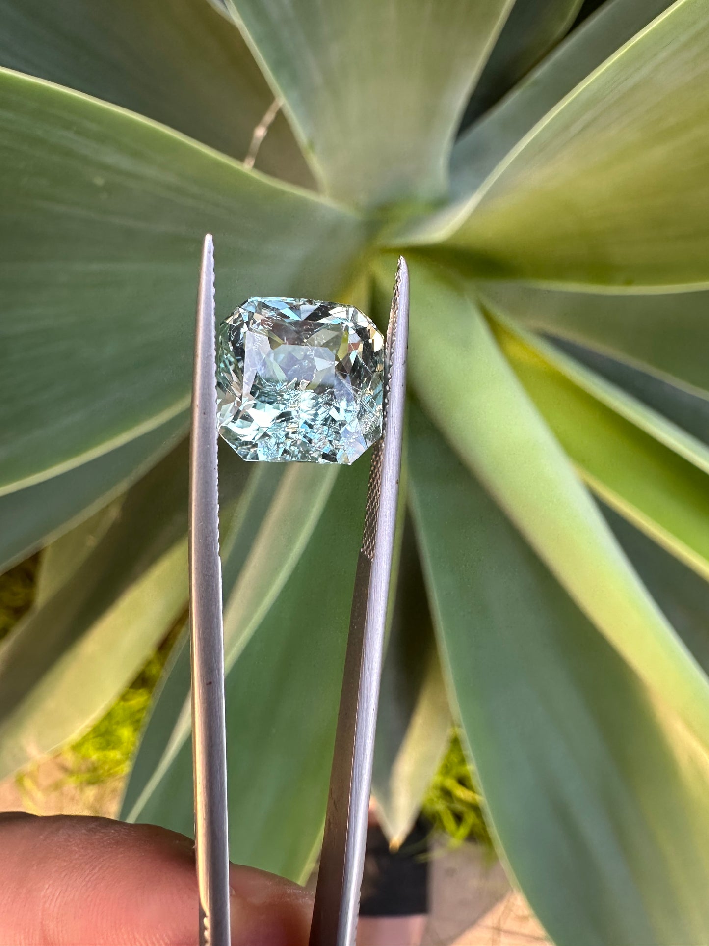 Natural Aquamarine - Radiant Cut - 6.98 Crt