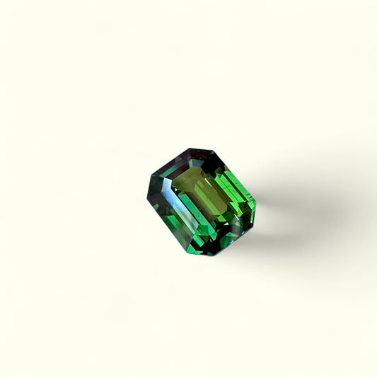 Australian Green Sapphire | 4.03 Crt | Emerald Cut - Unheated