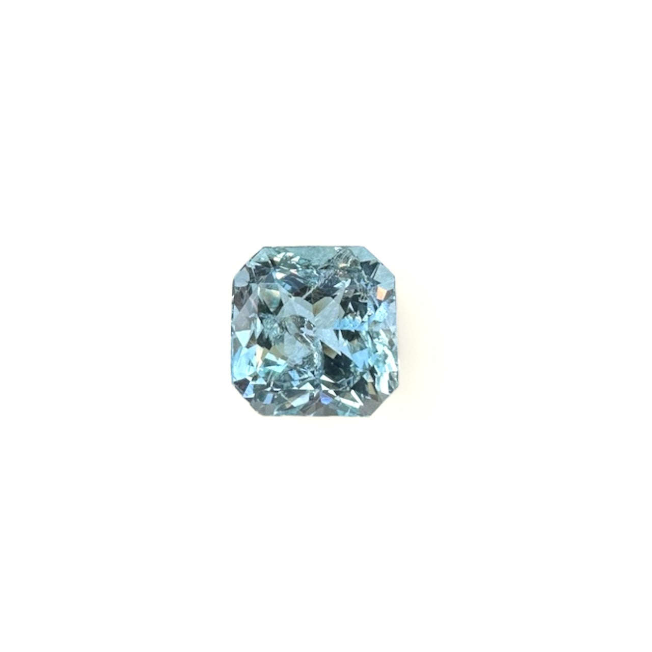 Natural Aquamarine - Radiant Cut - 6.98 Crt